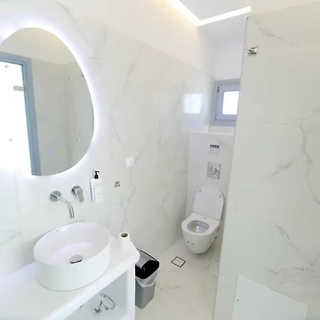 Tinamar Selections Perivolos (Santorini)